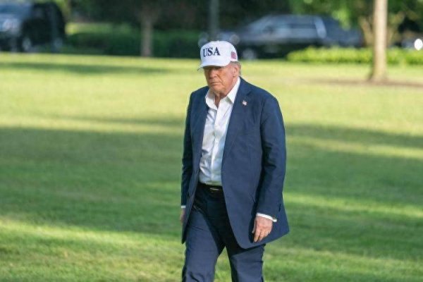 线上配资官网 爱泼斯坦案“反噬”特朗普阵营 MAGA裂痕扩大